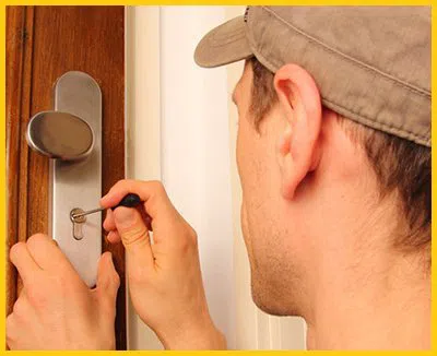 Miami Affordable Locksmith Miami, FL 305-744-5504 - 23-6